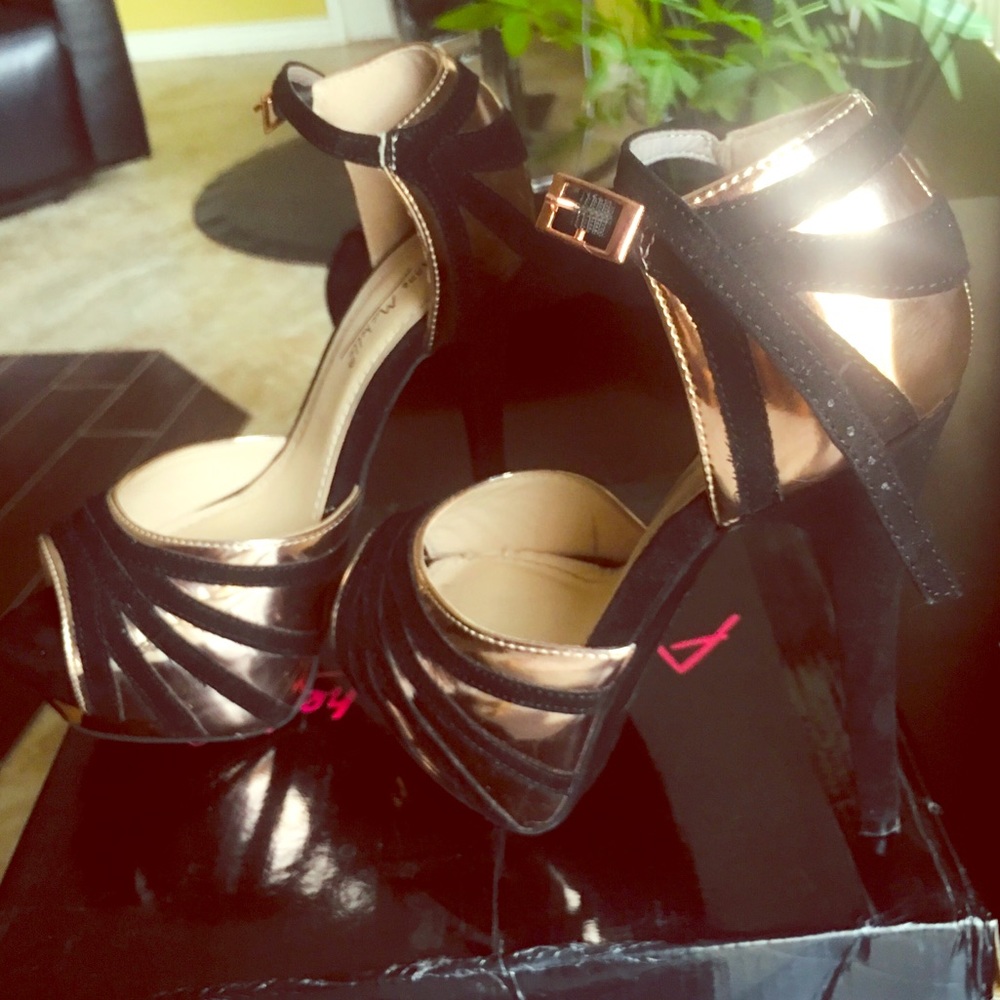 Anne Michelle High Heels